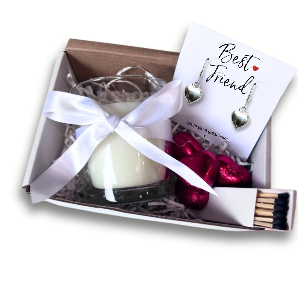 Petit coffret cadeau pour meilleure amie | Boucles d'oreilles, chocolats et bougie