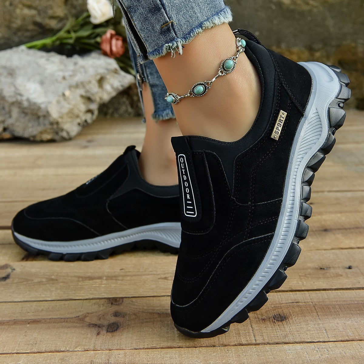 Women’s Outdoor Slip-On Sports Shoes
