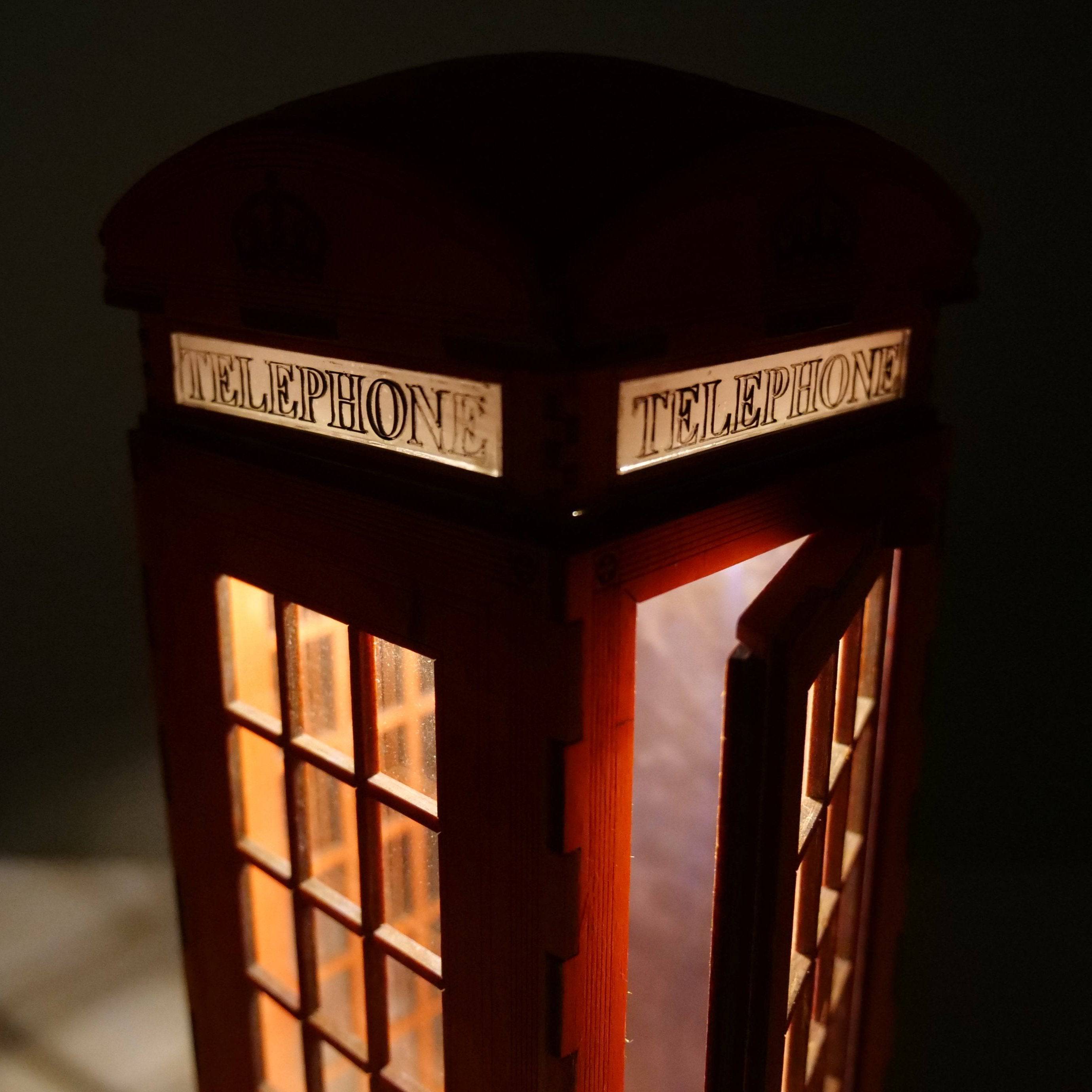 Lampe Cabine Téléphonique - Modèle Pré-Assemblé par Curious Rabbit ®